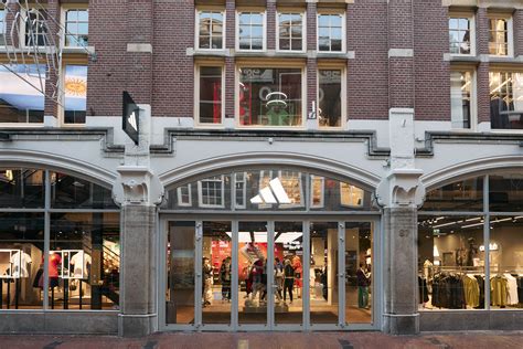 adidas brand center amsterdam kalverstraat